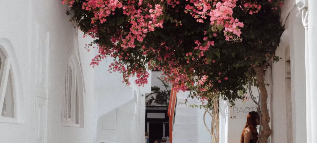 Mikonos Rehberi: Yunanistan’ın En Gözde Adası İçin Kapsamlı Türk Gezgin Rehberi Mikonos Rehberi: Yunanistan’ın En Gözde Adası İçin Kapsamlı Türk Gezgin Rehberi